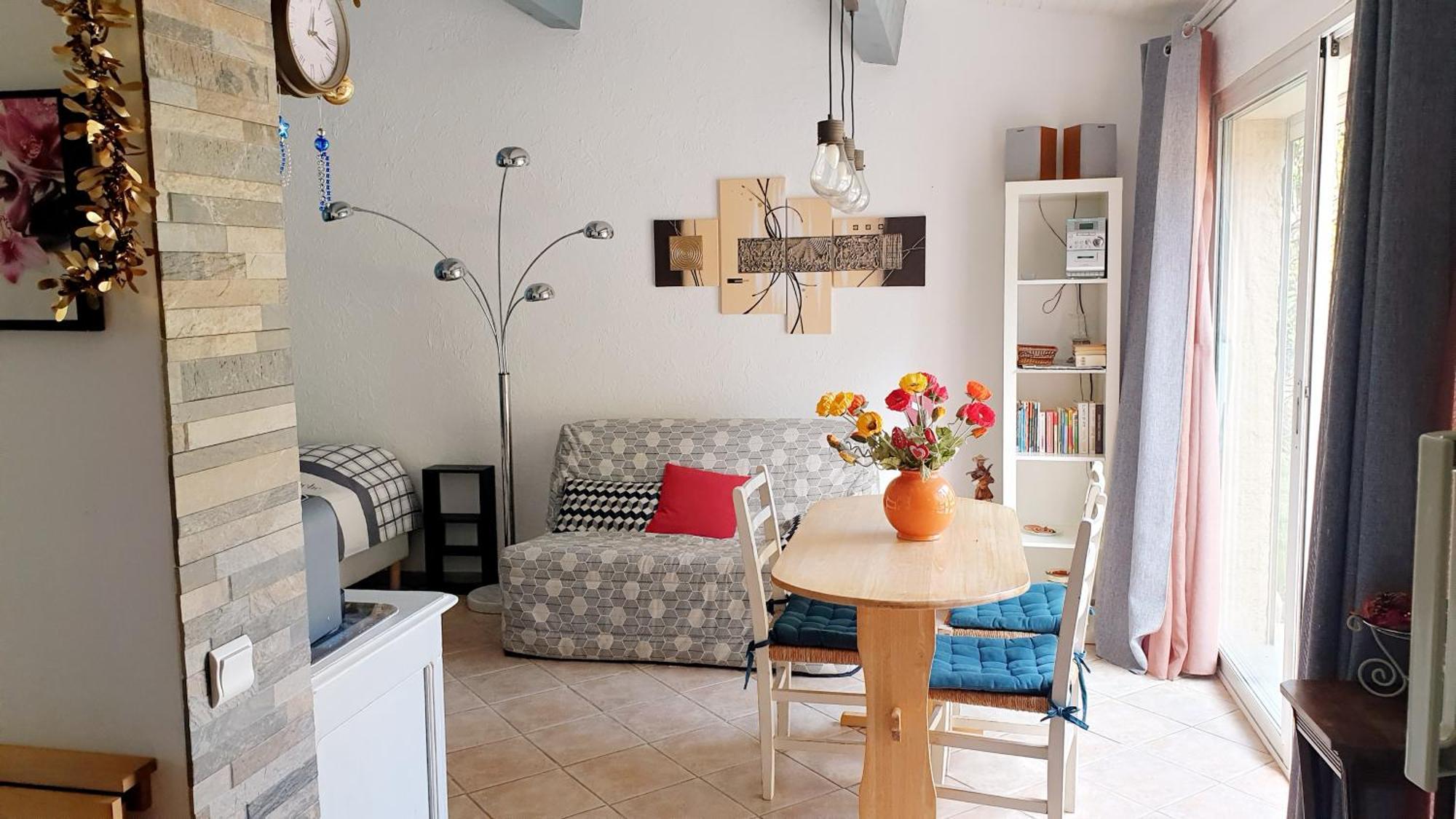 Studio 33 M2 Au Calme Proche Hyeres ลา โคร ภายนอก รูปภาพ